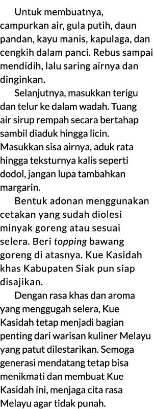 Untuk membuatnya, campurkan air, gula putih, daun pandan, kayu manis, kapulaga, dan cengkih dalam panci. Rebus sampai...